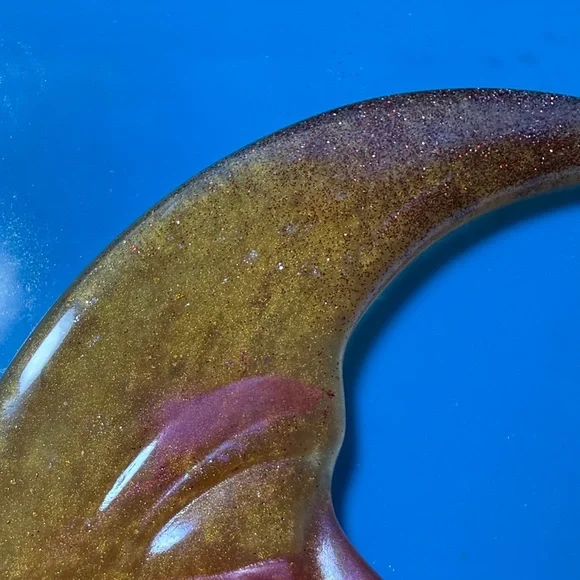 Unique Resin Gold Crescent (Left)Moon Wall Decor - Picture 15 of 15